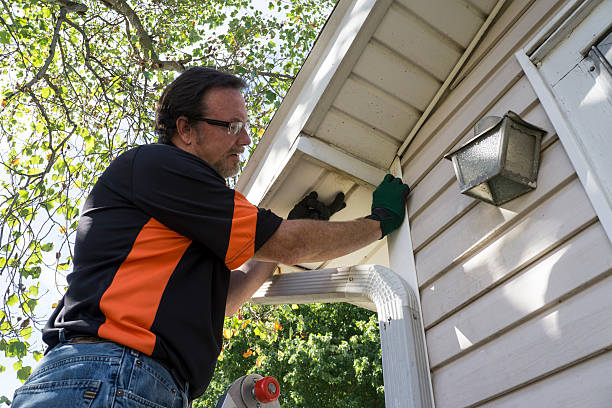 Best Garage Cleanout  in St James, NY